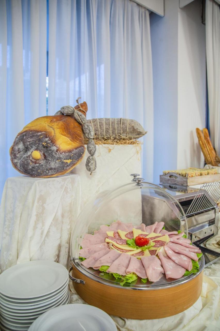 Eurhotel 리미니 외부 사진